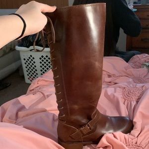 Sofft boots, that have rarely been worn and are like brand new.